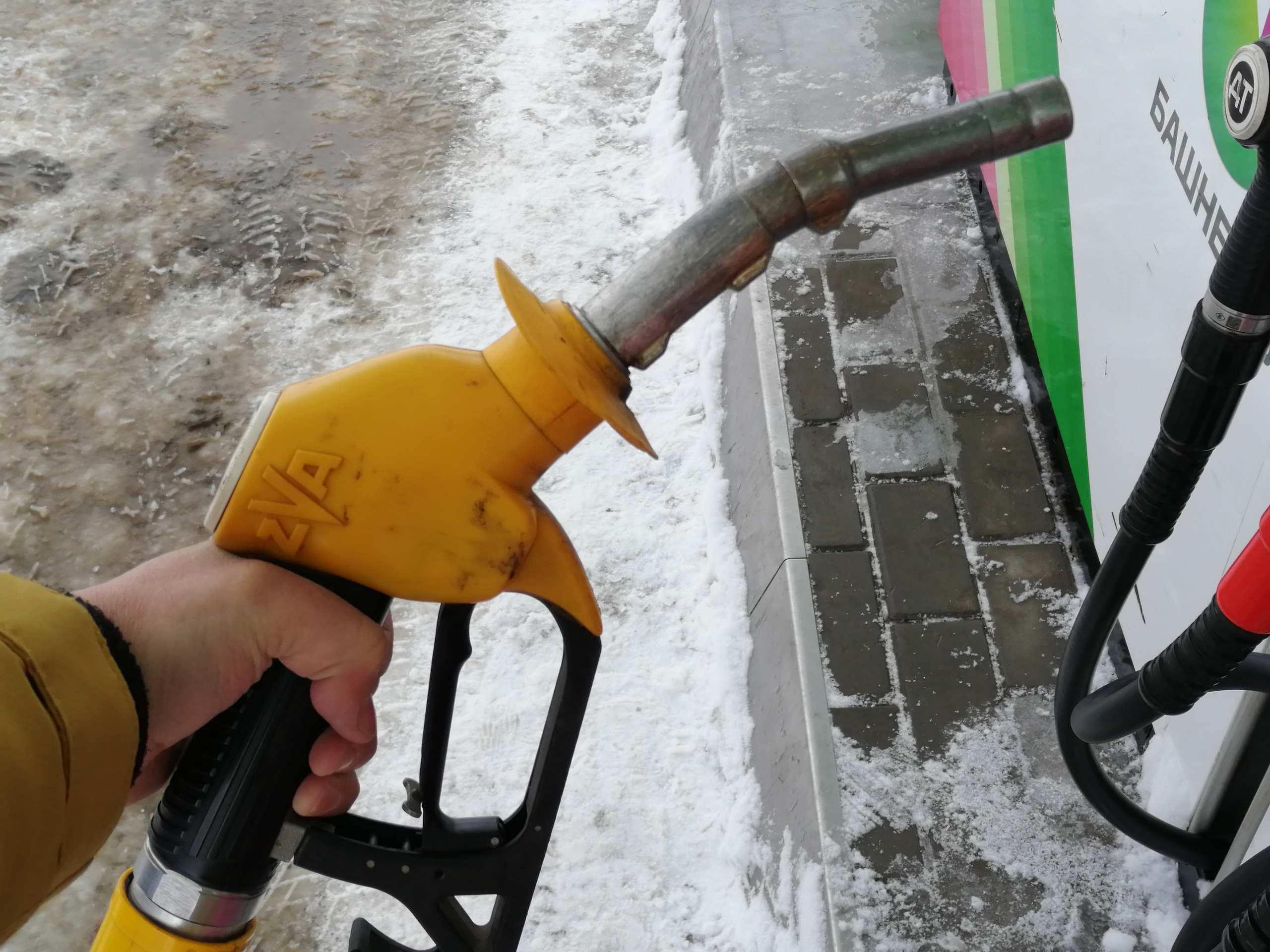 В Оренбуржье подорожал бензин