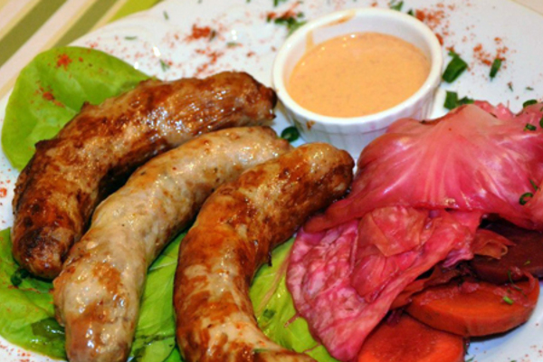 «Миловитские колбаски» со скидкой 40% в кафе-ресторане «Чешская ресторация»