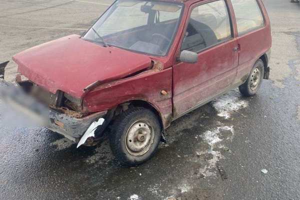 В Оренбургском районе столкнулись «Хендай» и «Ока»