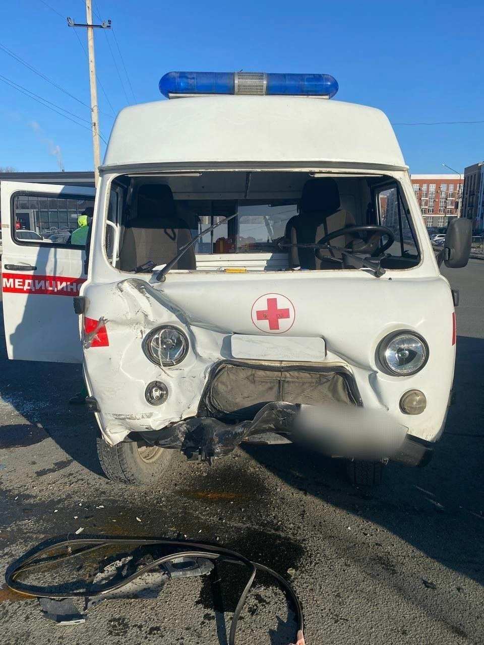 В Оренбургском районе произошло ДТП с участием автомобиля скорой помощи