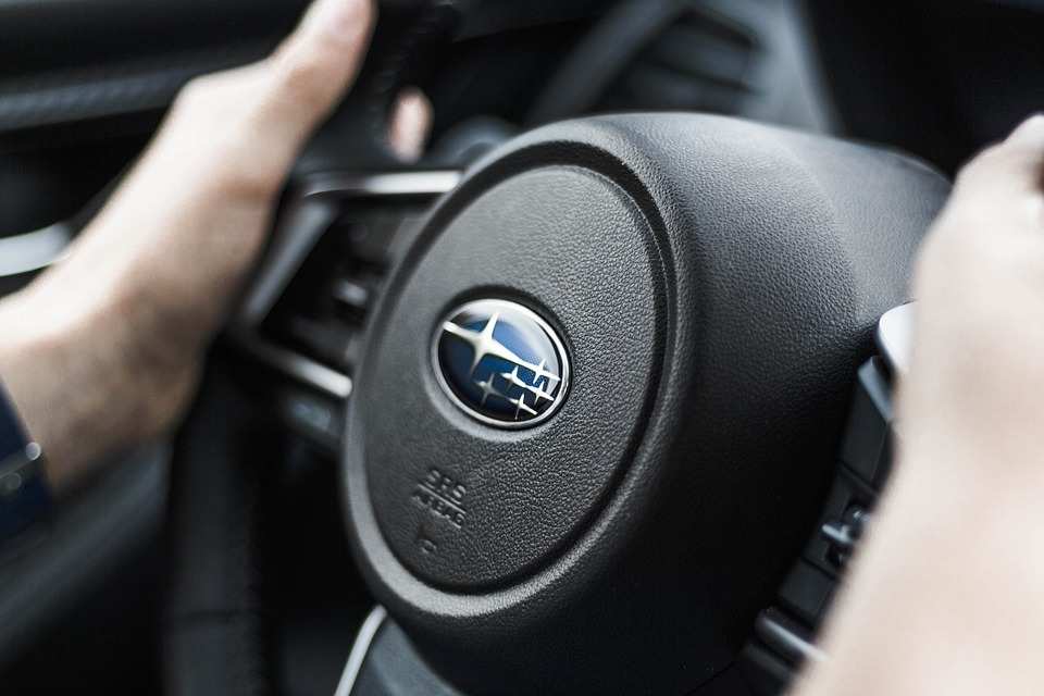 Subaru отзывает 32 автомобиля из-за ремня безопасности
