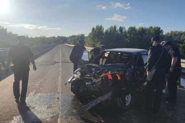 Пьяный водитель устроил ДТП на мосту в Оренбуржье