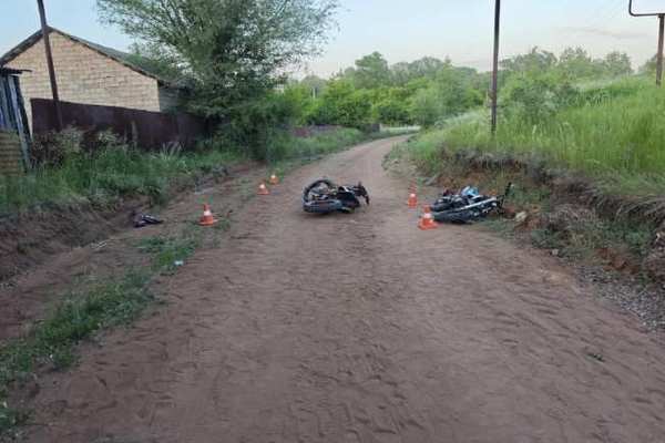 В Бузулукском районе не смогли разъехаться два питбайка