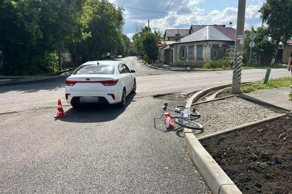 В Оренбурге водитель KIA сбил велосипедиста
