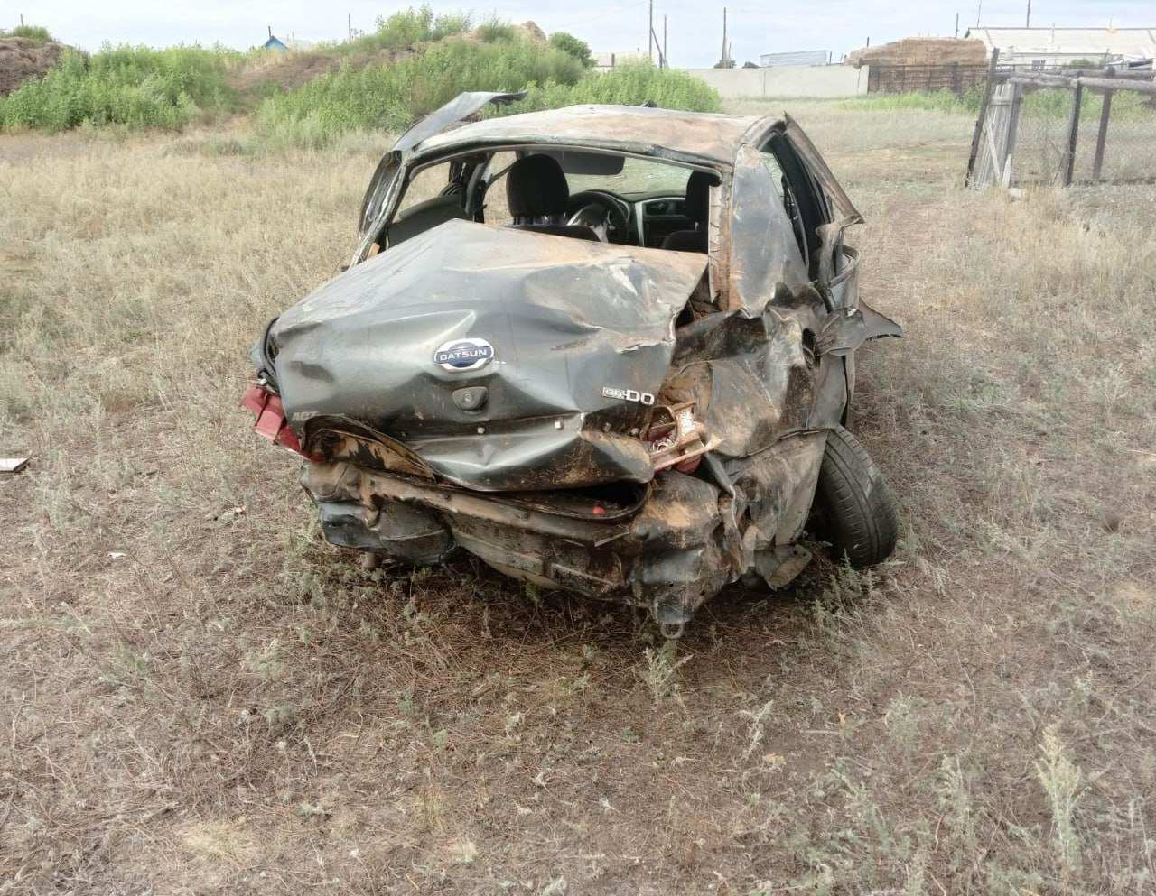 В Новоорском районе перевернулось авто с двумя подростками