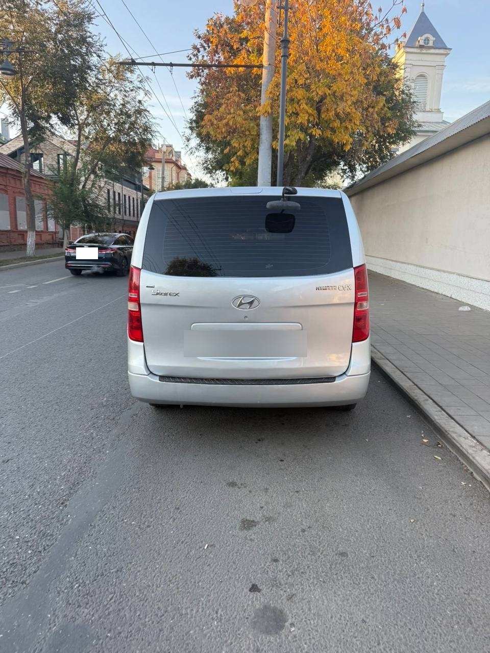 В Оренбурге 70-летняя пенсионерка попала под колёса минивэна