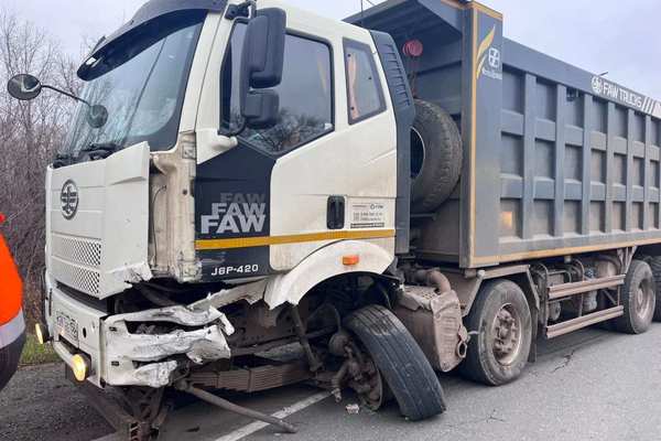 На трассе Орск-Оренбург погиб водитель «Лады Ларгус»