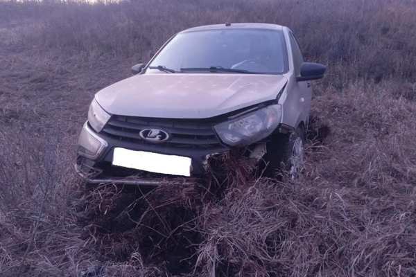 На трассе Самара-Бугуруслан пострадал пассажир легкового авто