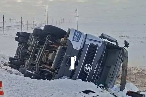 На дороге Гай — Ириклинский в ДТП погиб водитель большегруза