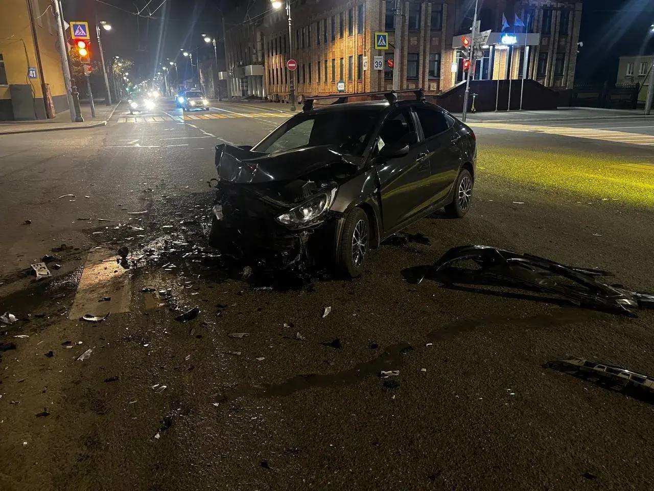 В центре Оренбурга произошло ДТП с пострадавшими