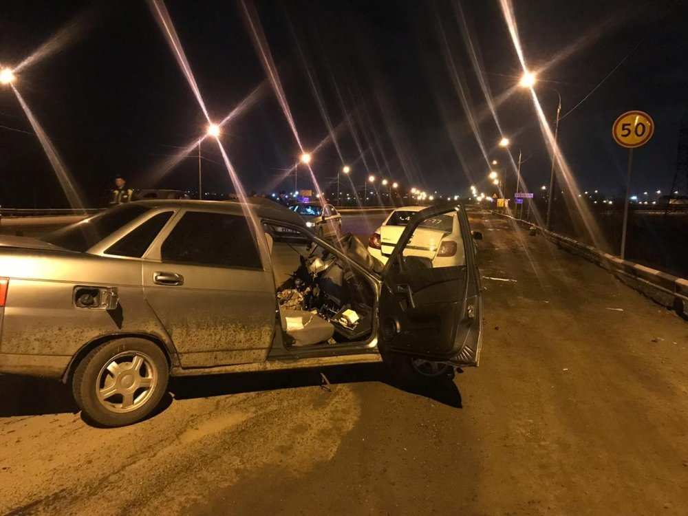 В тройном ДТП в Оренбурге погибли два человека