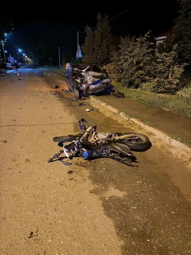 В Оренбуржье из-за выбоины на дороге погиб 18-летний питбайкер 