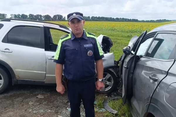 В Оренбуржье в лобовом ДТП погиб человек, шестеро в больнице