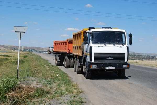 В Оренбуржье введены ограничения для грузовых авто