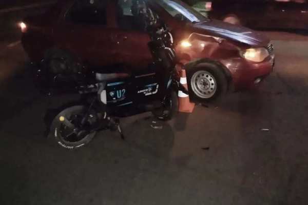 В Оренбурге столкнулись автомобиль и СИМ. Пострадал несовершеннолетний