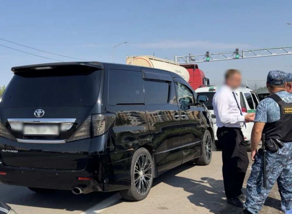 В Оренбурге судебные приставы арестовали 11 автомобилей