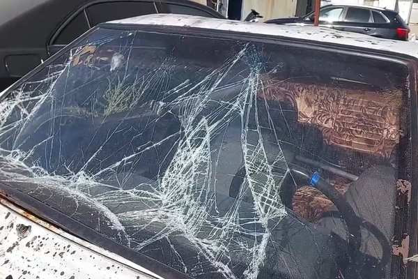 Водитель ездил по центру города на машине без прав, без номеров и без крыши
