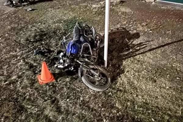 В Сакмарском районе дорогу не поделили два мопеда