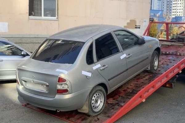 Оренбуржец лишился машины за долги за коммуналку