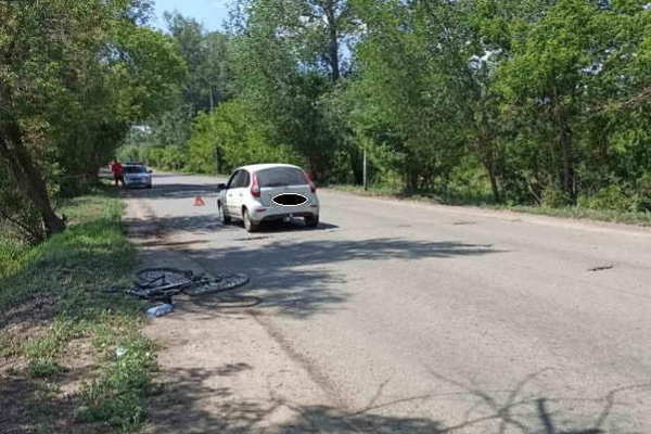 В Оренбурге велосипедист попал под колеса «Лады-Калины»