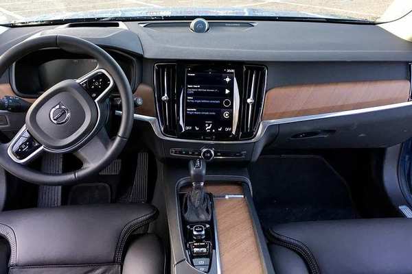 Volvo отзывает 252 автомобиля из-за неполадок в охлаждении двигателя