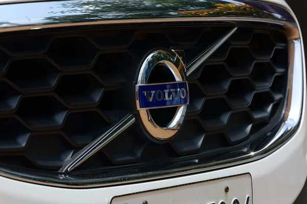 Volvo отзывает в России 102 автомобиля 