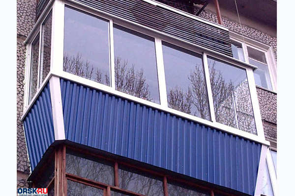 Остекление балконов и лоджий в Орске