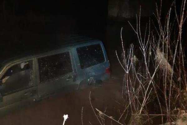 В Оренбуржье нашли автомобиль-утопленник