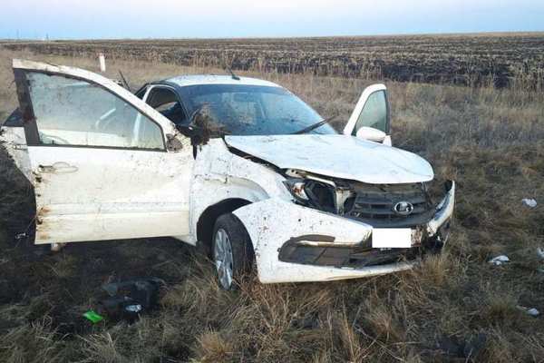 В результате ДТП на трассе «Орск-Оренбург» погибла пассажирка Lada Granta