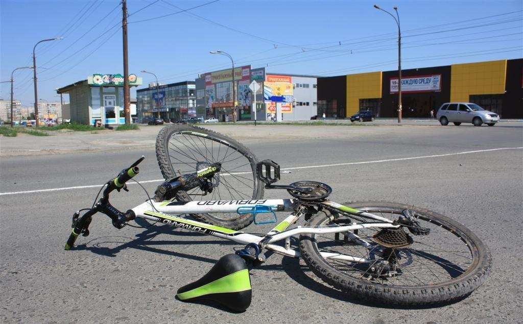 С начала года на дорогах России погибли 37 велосипедистов