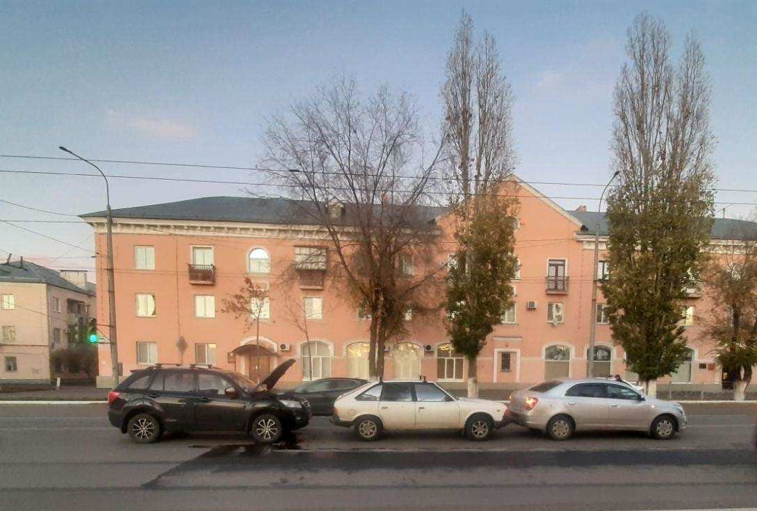 В Оренбурге в тройном ДТП пострадали женщина и ребенок