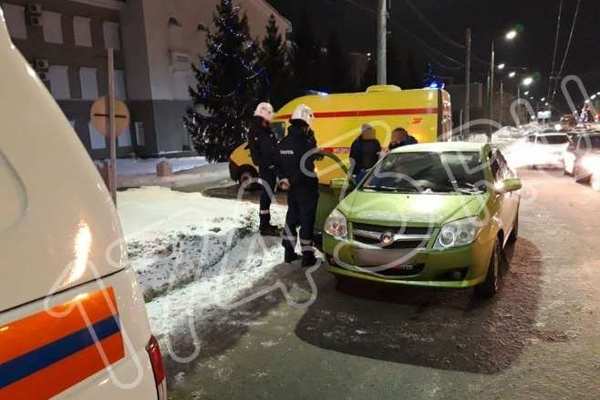 В Оренбурге водитель скончался за рулем остановившись на светофоре