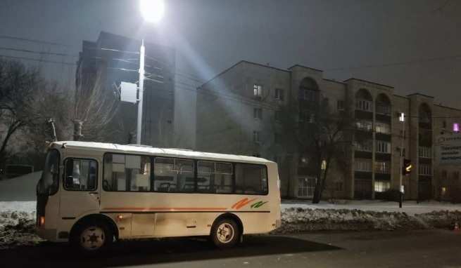 В Оренбурге школьник попал под колеса автобуса