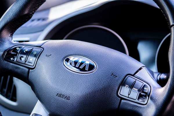 В России повысилась стоимость автомобилей Kia