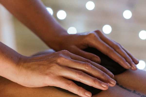 Актуальный прайс на релакс-массаж в SPA-салоне «Рай»