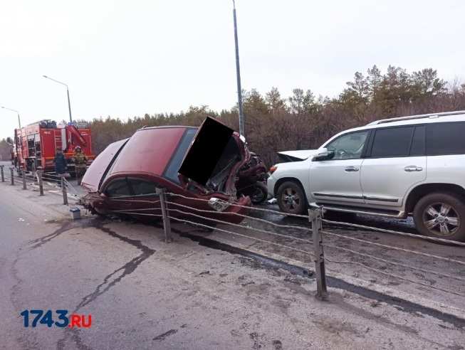 На Загородном шоссе Оренбурга произошло жесткое ДТП