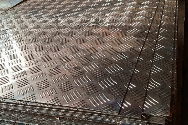 Алюминиевый лист, профтруба со склада в Орске
