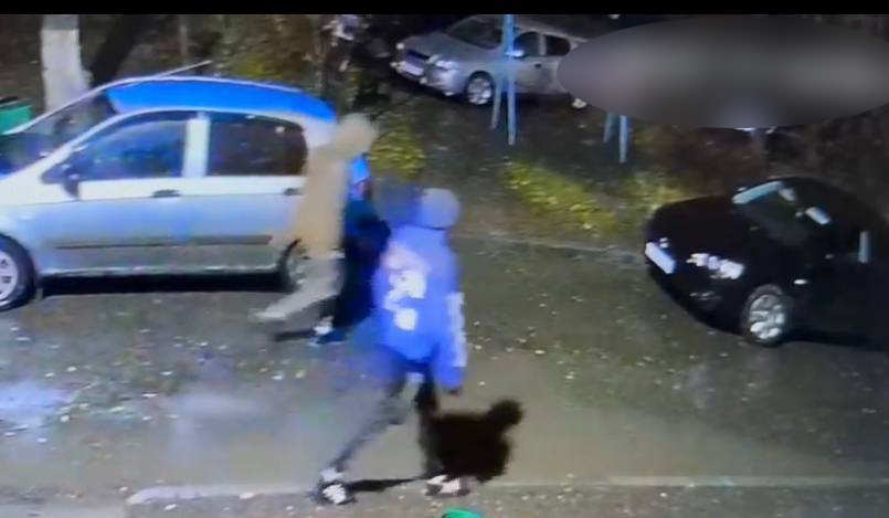 В Оренбурге двое парней украли аккумулятор, чтобы завести угнанный автомобиль