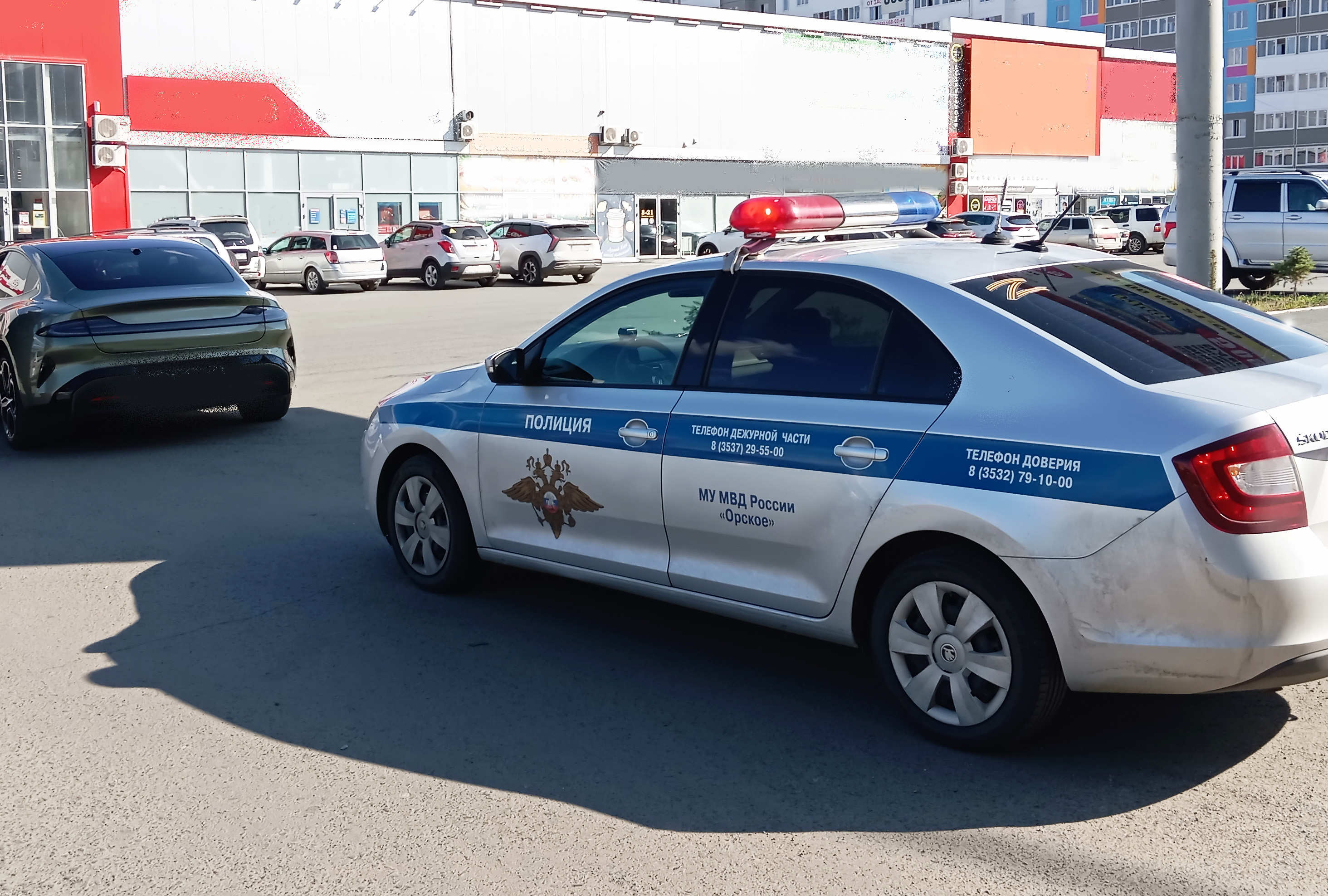 Имеет ли право инспектор ГАИ останавливать для проверки документов?