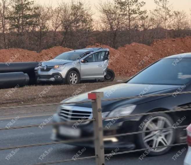 На Загородном шоссе в Оренбурге столкнулись две иномарки