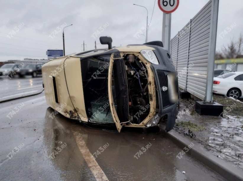 В Оренбурге в ДТП попала машина инкассаторов