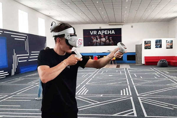 Увлекательный мир виртуальной реальности на VR-арене Another World