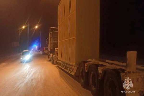 Минувшей ночью в Оренбуржье оказали помощь 18 автолюбителям