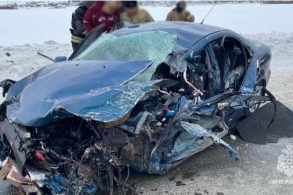 В аварии на трассе Уфа-Оренбург пострадали шесть человек