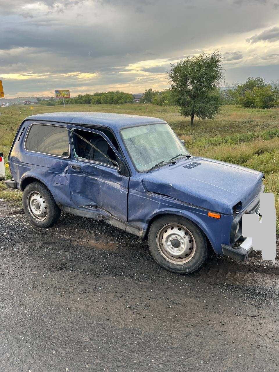 В Новосергиевском районе столкнулись три автомобиля