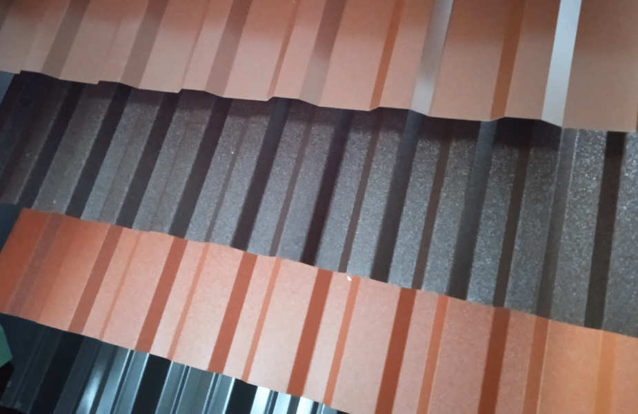 37711