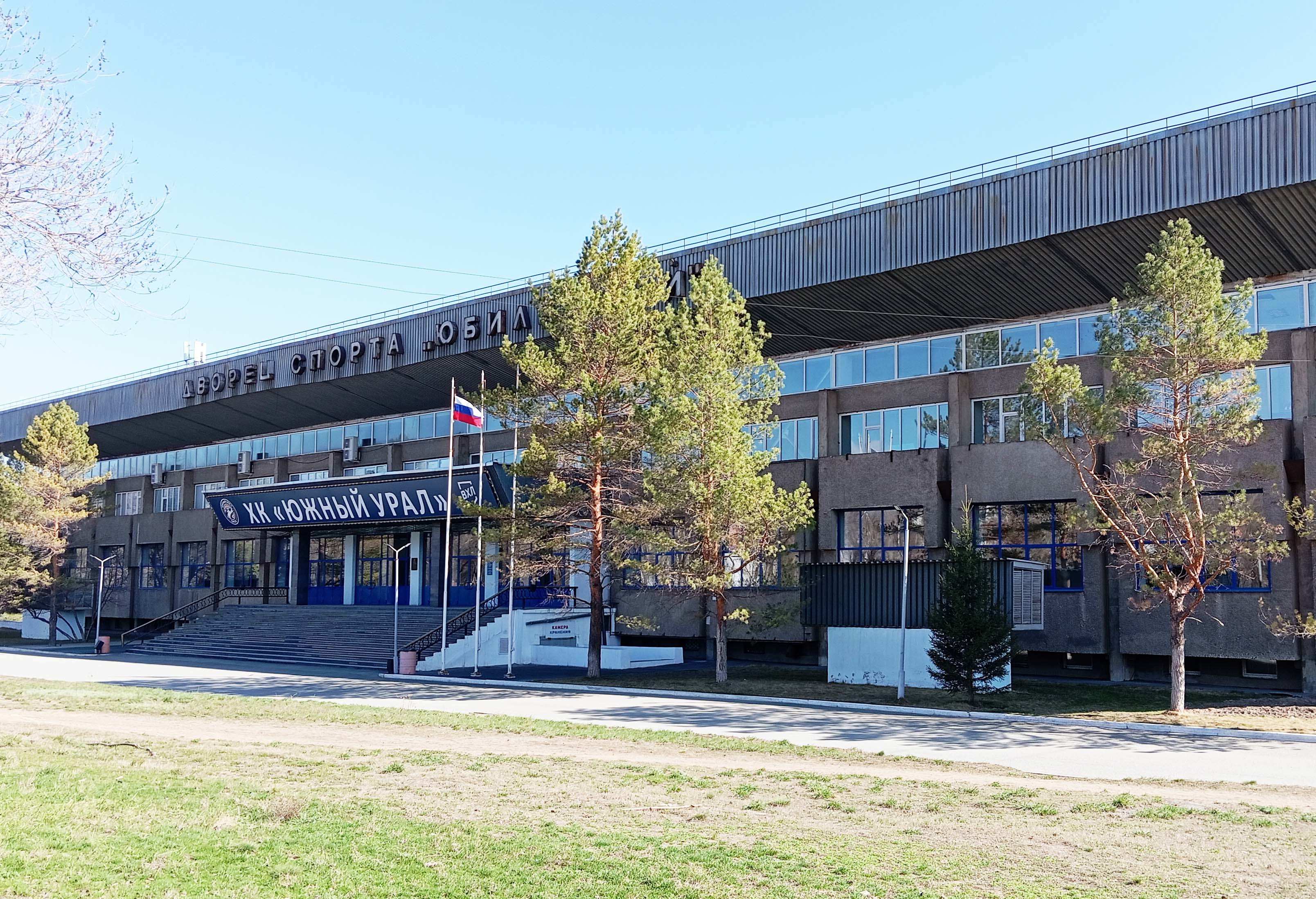  Беговые дорожки в СК «Юбилейный» 
