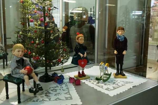 Выставка авторских кукол Жанны Жуминой